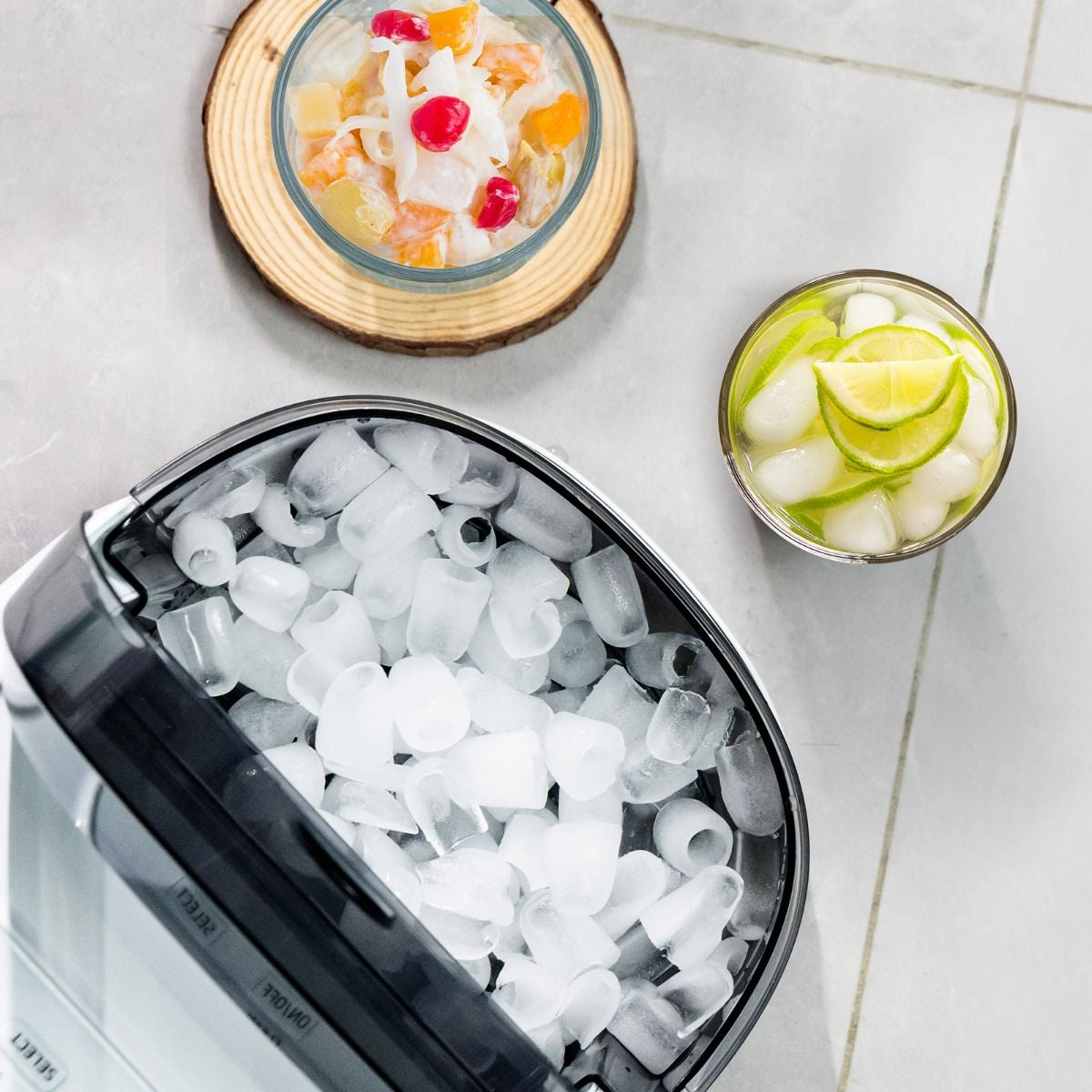 Portable Countertop Ice Maker with Ice Scoop and Basket