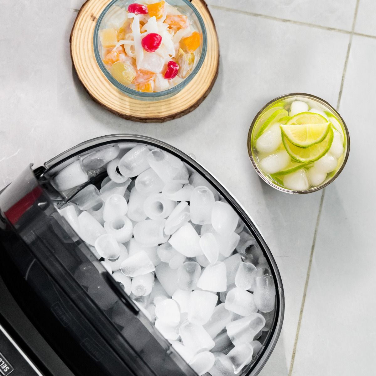 Portable Countertop Ice Maker with Ice Scoop and Basket