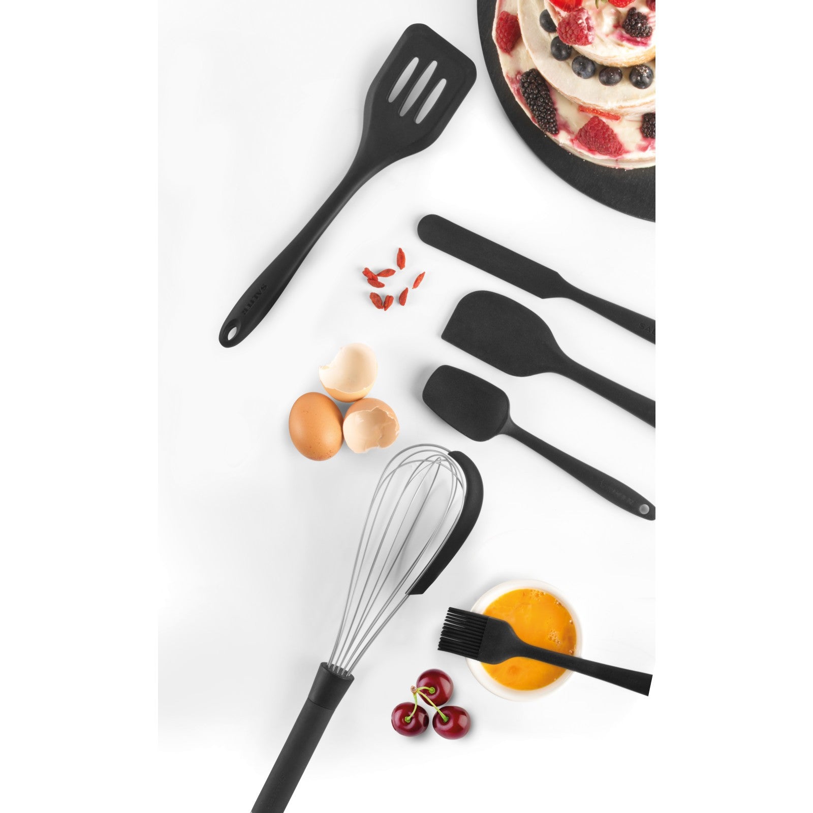 Salter Bakes Utensils Set 8 Piece Cooking Tools Easy Clean Heat Resistant Black