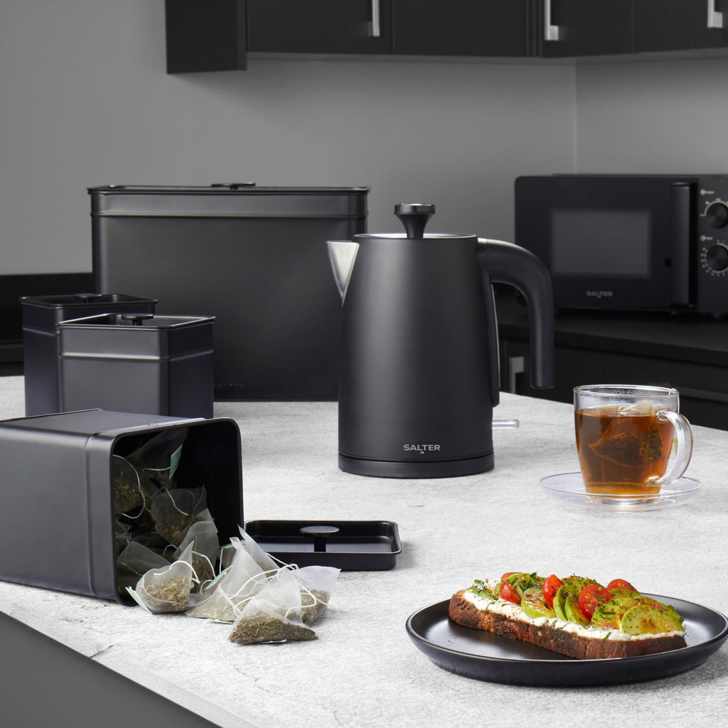 Salter 20 L Manual Microwave 35-Min Timer 27Cm Turntable Even Cook Kuro Black